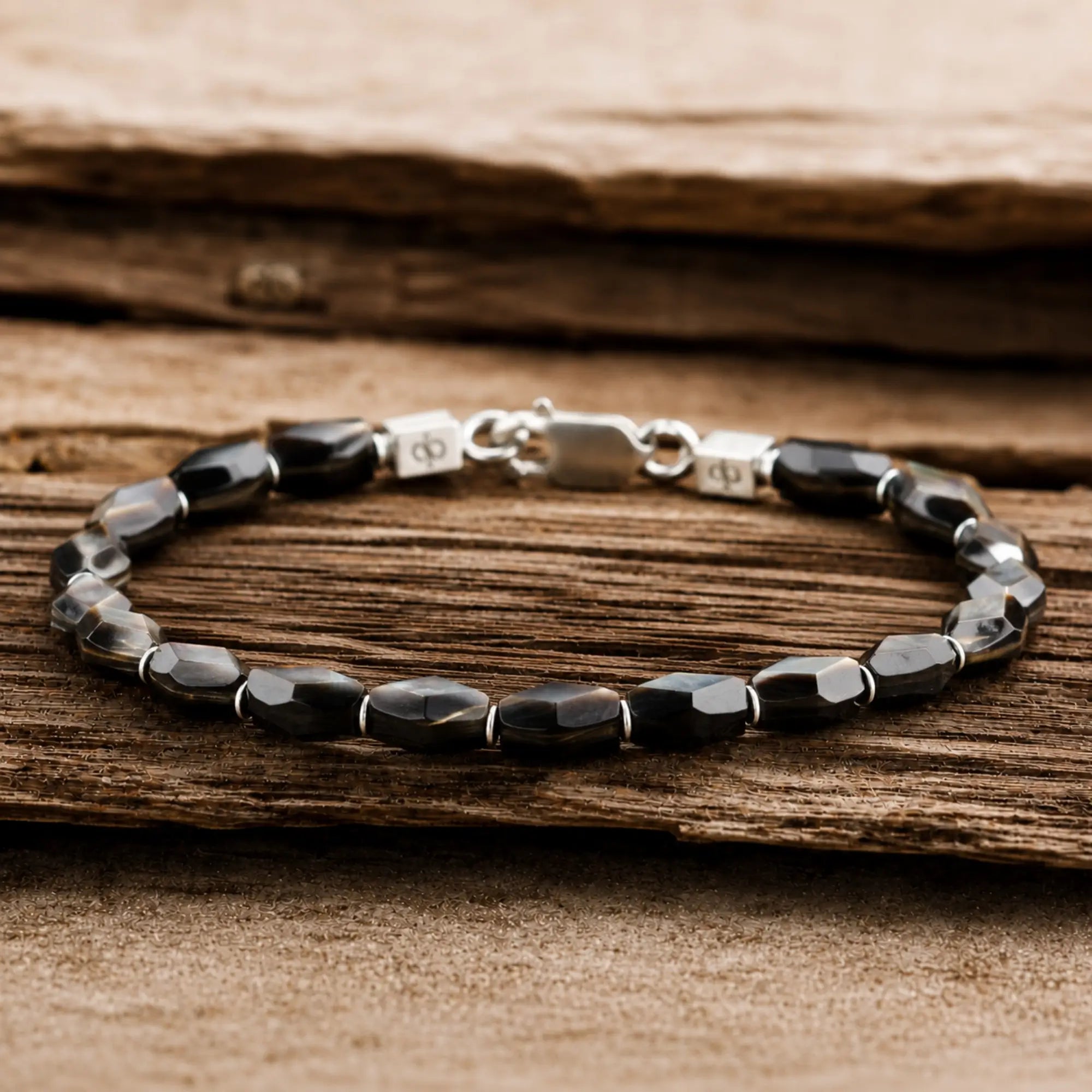 Black Lip Oyster Bracelet II (9x6mm)