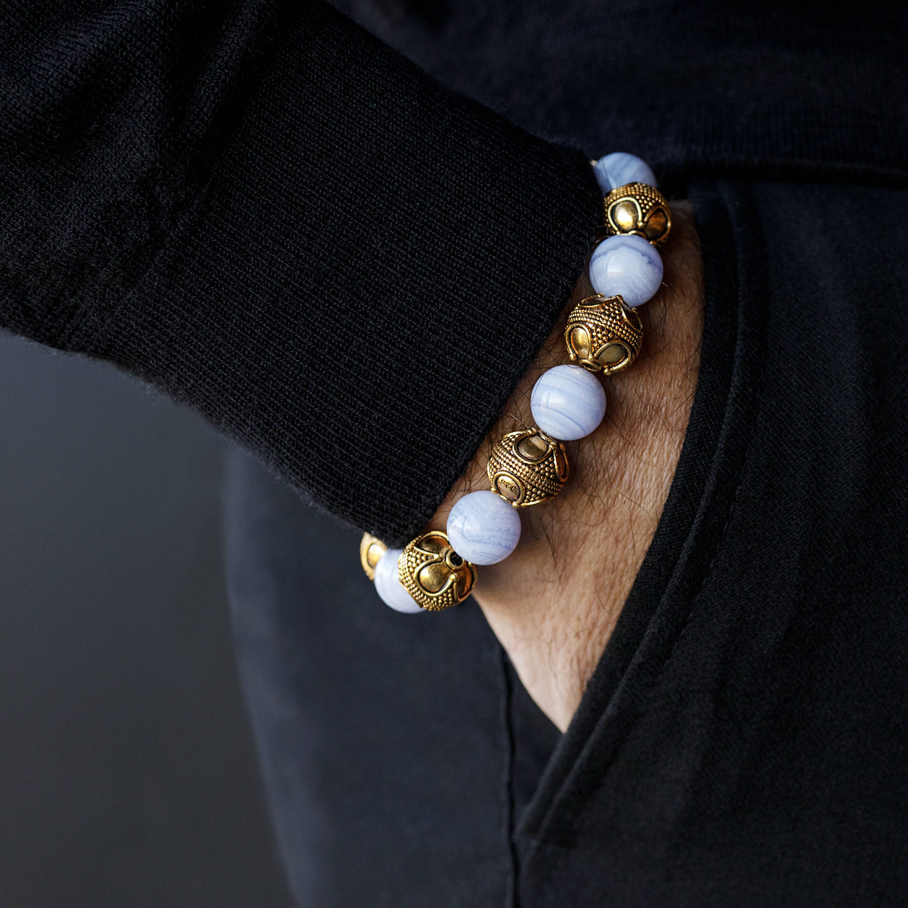 Special Blue Lace Agate grade AA, 12mm, Gold bracelet (6837619523638)