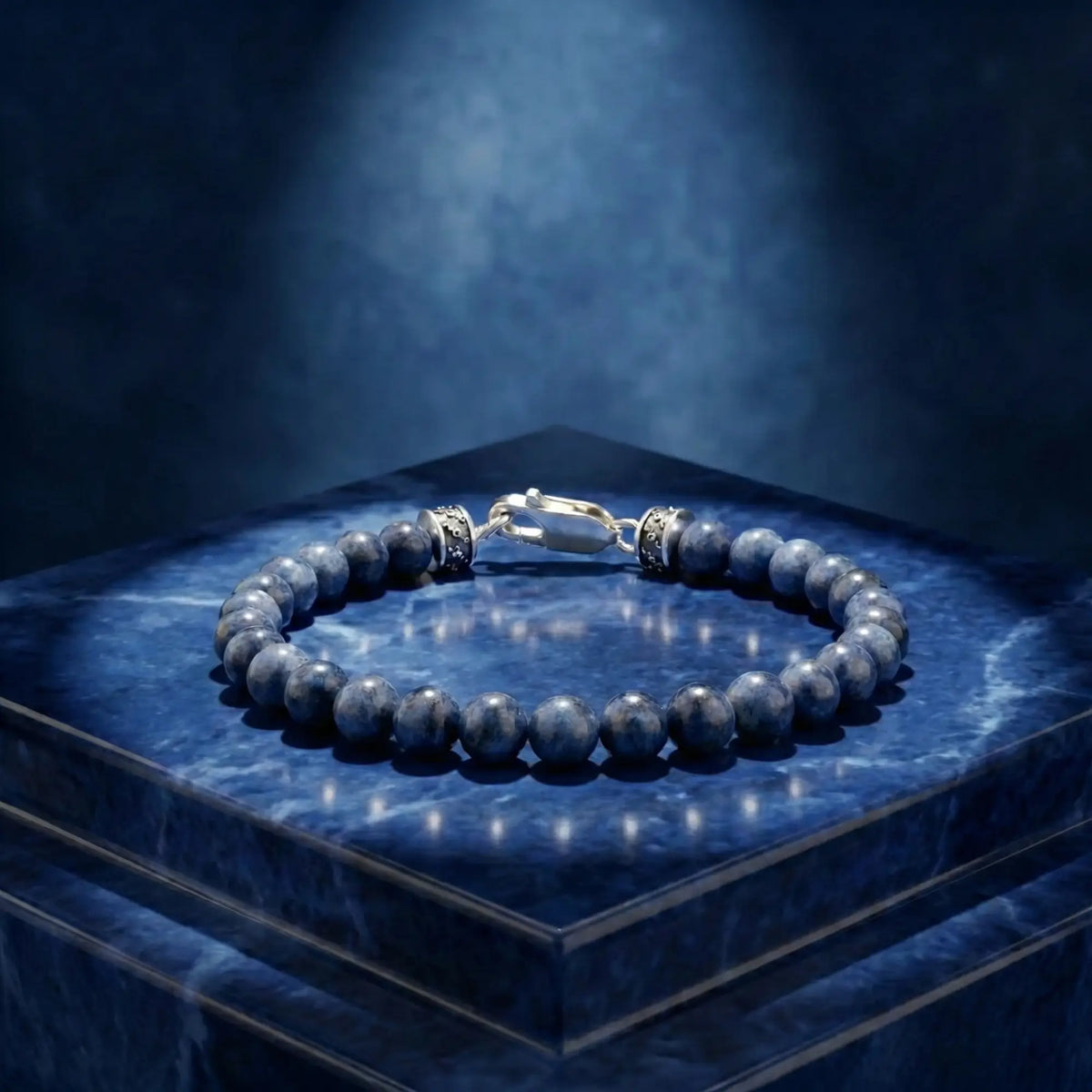 Blue Sapphire XXIV — Complete bracelet on a blue display platform