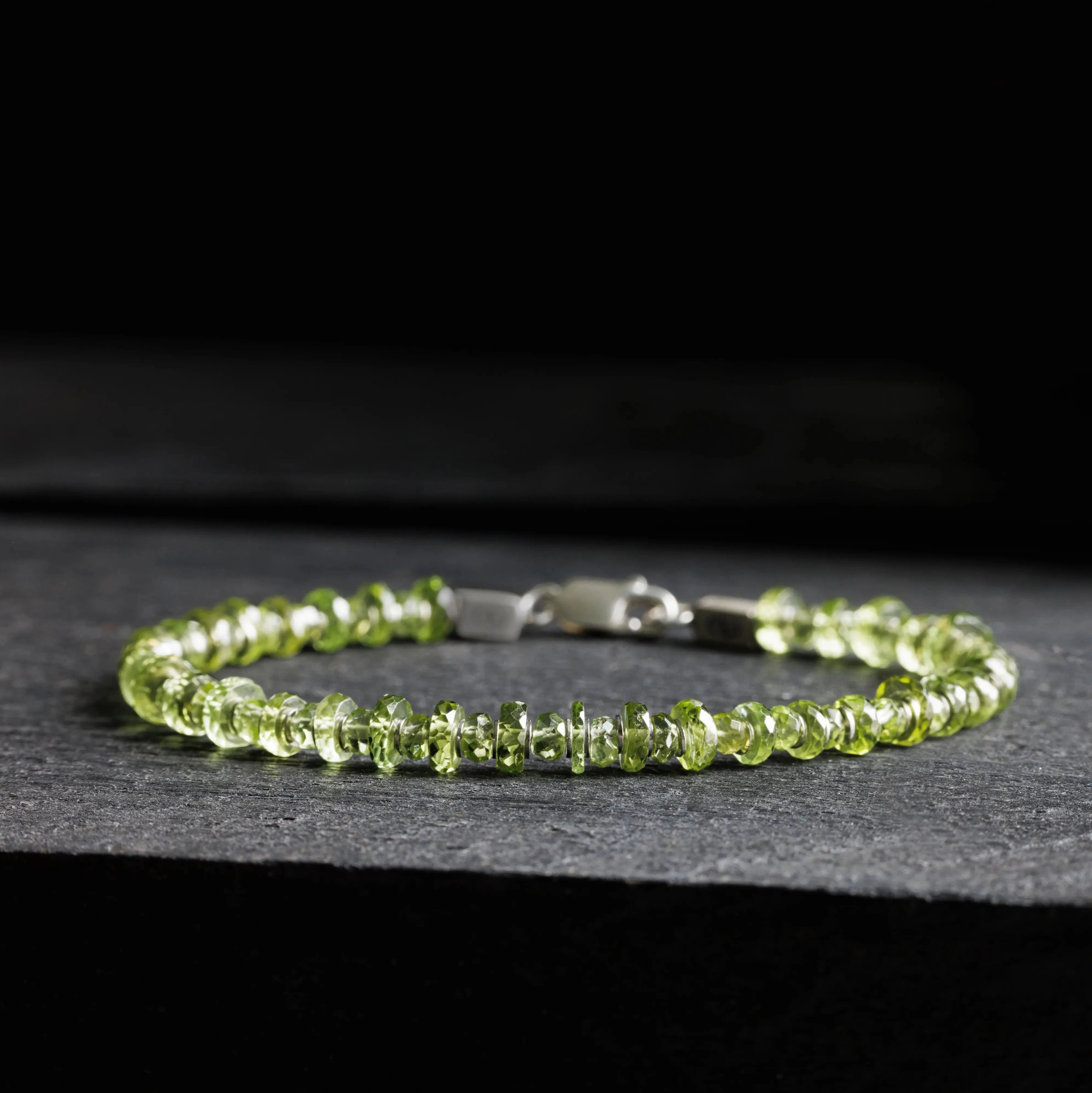 Peridot Bracelet X (4-7mm)